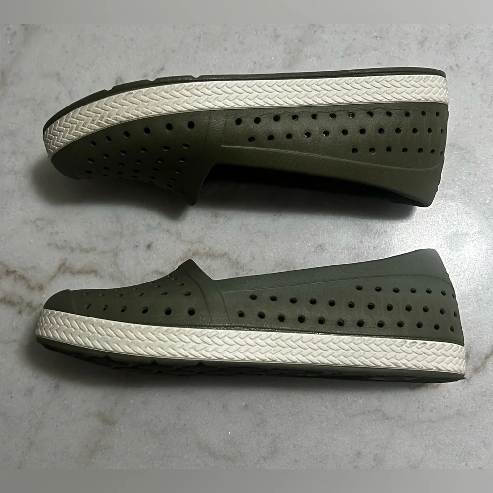 Joybees Women's Espadrille shoes in the Dusty Olive Size 8